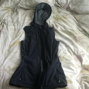 Athleta Hooded Soft Shell Vest